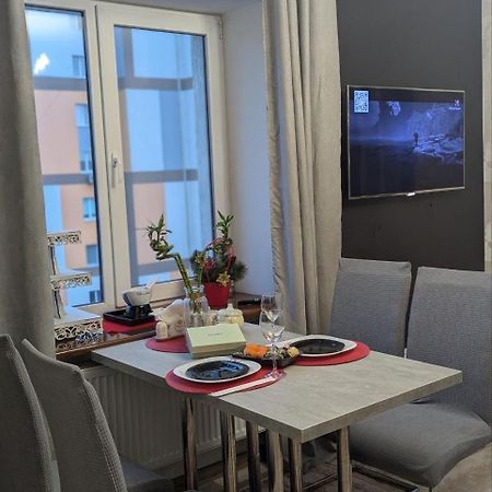 Appartamento 2-Кім Новобудова, Центр, Провулок Лапушкіна , 9 Khmelʼnytsʼkyy Esterno foto